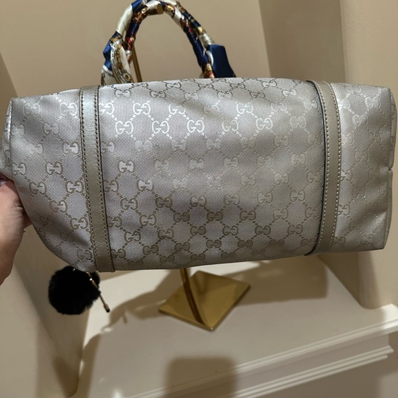 Gucci Metallic Silver GG Webbed Canvas Tote - Picture 6 of 17